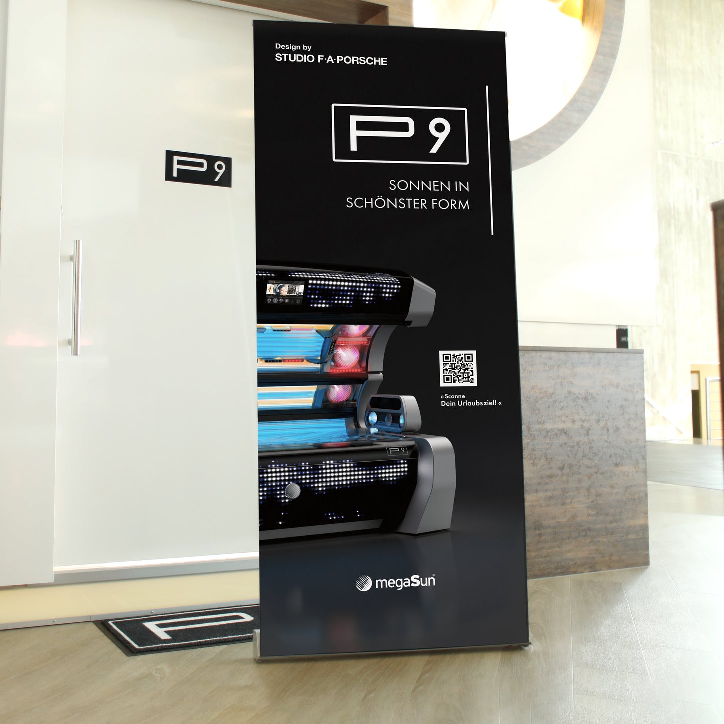 Premium Roll-Up Banner P9